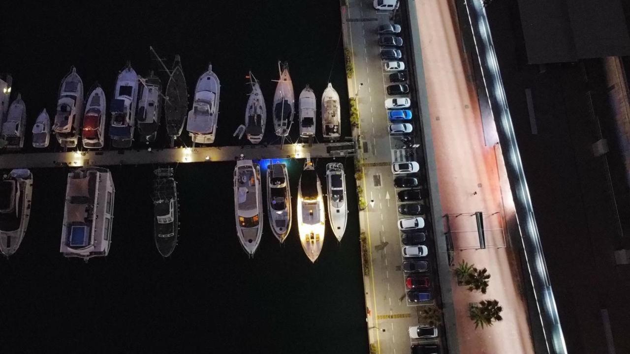 ברצלונה Classic Boat מראה חיצוני תמונה